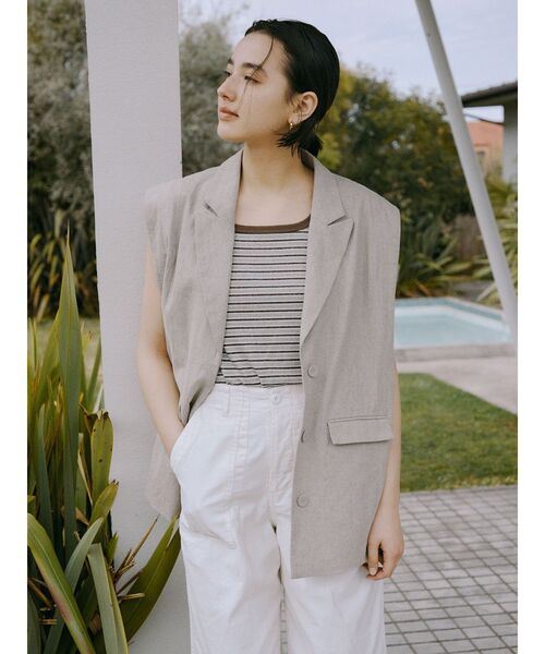 Ungrid（アングリッド）の「リネン混ノースリジャケット（テーラードジャケット・レディース・チャコールグレー/ベージュ・FREE）」の11枚目の写真