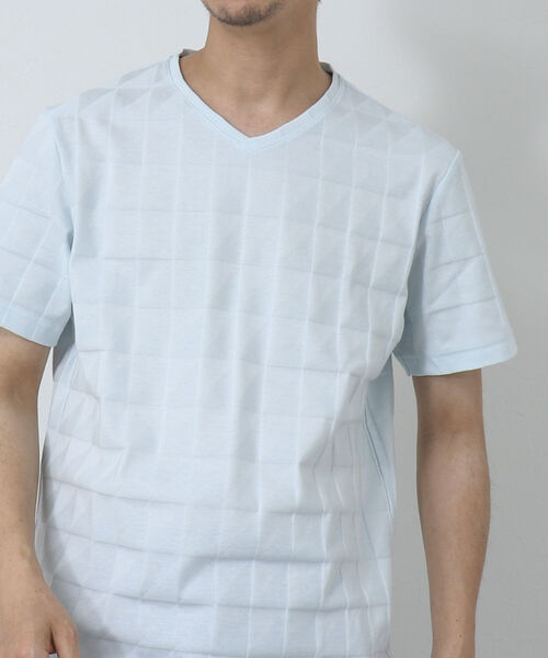 Stutostein Nolley's(シュテットシュタインノーリーズ)の「幾何学リンクスVネックTシャツ(Tシャツ/カットソー・メンズ・ライトブルー/グレイッシュベージュ/ホワイト/ネイビー・L/M/XL/S)」の7枚目の写真