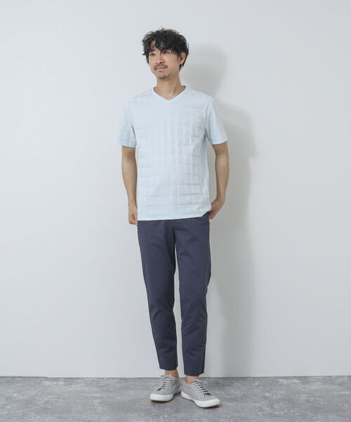 Stutostein Nolley's(シュテットシュタインノーリーズ)の「幾何学リンクスVネックTシャツ(Tシャツ/カットソー・メンズ・ライトブルー/グレイッシュベージュ/ホワイト/ネイビー・L/M/XL/S)」の14枚目の写真