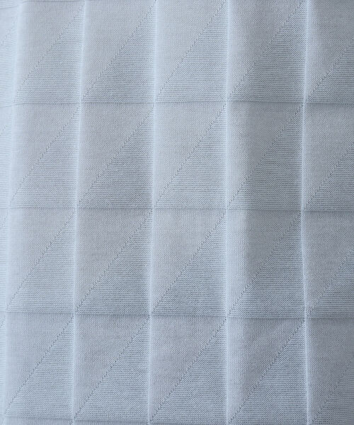 Stutostein Nolley's(シュテットシュタインノーリーズ)の「幾何学リンクスVネックTシャツ(Tシャツ/カットソー・メンズ・ライトブルー/グレイッシュベージュ/ホワイト/ネイビー・L/M/XL/S)」の15枚目の写真