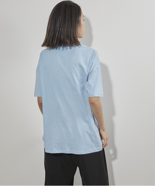 ECRIRE(エクリール)の「【yunコラボ】アシンメトリースリットカットソー(Tシャツ/カットソー・レディース・ホワイト/ブラック/ブルー・M/L)」の8枚目の写真