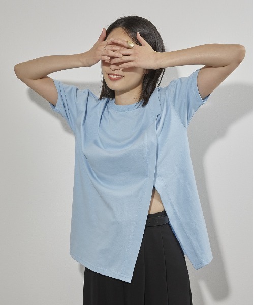 ECRIRE(エクリール)の「【yunコラボ】アシンメトリースリットカットソー(Tシャツ/カットソー・レディース・ホワイト/ブラック/ブルー・M/L)」の14枚目の写真