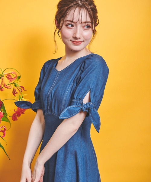 NOELA（ノエラ）の「デニムワンピース（ワンピース・レディース・ベージュ/インディゴブルー/ダークインディゴブルー・S/M）」の14枚目の写真