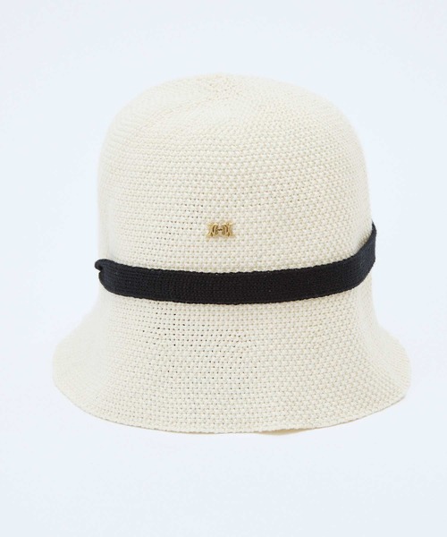 one after another NICE CLAUP(ワンアフターアナザーナイスクラップ)の「NCエンブレム付きクローシュハット(ハット・レディース・アイボリー/ブラック・FREE)」の6枚目の写真