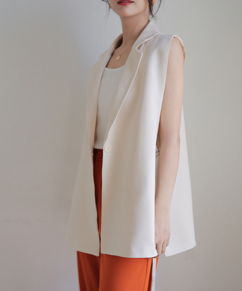COCOMOMO（ココモモ）の「サイドベルトデザイン ジレ ベスト（ベスト・レディース・ベージュ/ブラック/ホワイト/アイボリー・L/M）」の17枚目の写真