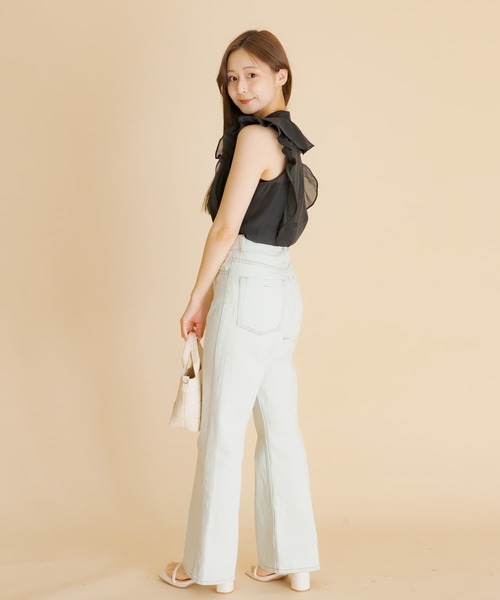 HEYUMM(ヘユム)の「シアーラッフルブラウス(シャツ/ブラウス・レディース・ベージュ/オフホワイト/ブラック・ONE)」の13枚目の写真