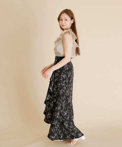 HEYUMM(ヘユム)の「シアーラッフルブラウス(シャツ/ブラウス・レディース・ベージュ/オフホワイト/ブラック・ONE)」の21枚目の写真