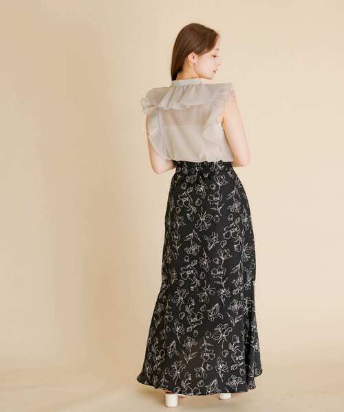 HEYUMM(ヘユム)の「シアーラッフルブラウス(シャツ/ブラウス・レディース・ベージュ/オフホワイト/ブラック・ONE)」の22枚目の写真