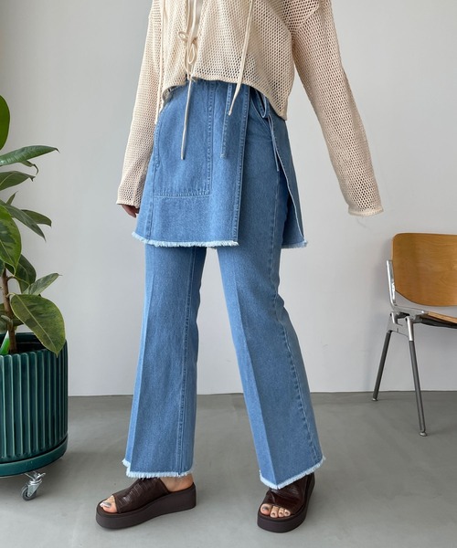 LOWRYS FARM（ローリーズファーム）の「スカパンフウＳＥＴデニムパンツ　905358（デニムパンツ・レディース・ライトブルー/ブルー・FREE）」の2枚目の写真