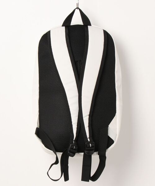 NIXON（ニクソン）の「【NIXON/ニクソン】Day Trippin' Backpack　防水性　超軽量  耐水加工　バックパック　A4サイズ15インチPC収納可能（バックパック/リュック・メンズ・ホワイト系その他/ブラック系その他/グリーン系その他/ブルー系その他・FREE）」の11枚目の写真