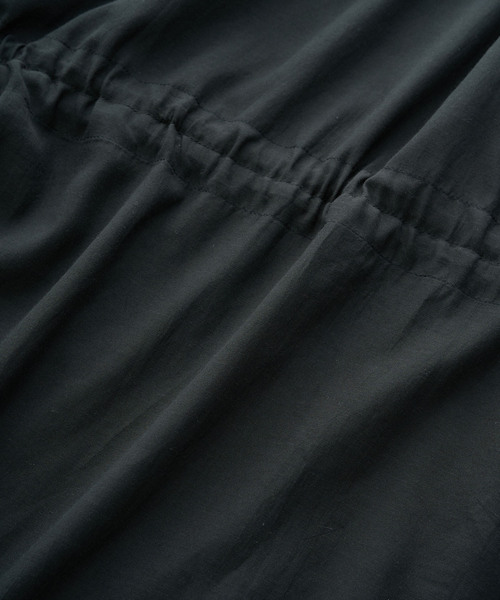 Jayro（ジャイロ）の「ボイルウエストドロストシャーリングワンピース（ワンピース・レディース・ブラック/ベージュ/パープル・M）」の17枚目の写真