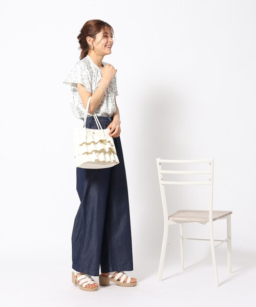 SHOO・LA・RUE（シューラルー）の「◆フリルトートバッグ（トートバッグ・レディース・オフホワイト/シルバー/ブルー・00）」の20枚目の写真