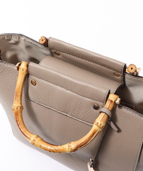 NOLLEY’S（ノーリーズ）の「バンブーレザートートバッグ（ショルダーバッグ・レディース・ブラック/ベージュ・FREE）」の13枚目の写真