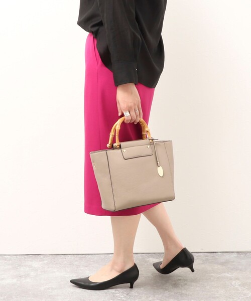 NOLLEY’S（ノーリーズ）の「バンブーレザートートバッグ（ショルダーバッグ・レディース・ブラック/ベージュ・FREE）」の16枚目の写真