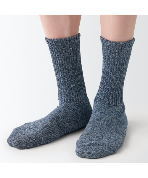 無印良品（ムジルシリョウヒン）の「足なり直角　パイル編み　厚手靴下（無地／紳士）（ソックス/靴下・メンズ・シルバーグレー/ブルー系1/ホワイト/ライトグレー系/ネイビー/ブラック/ダークブラウン系・27-29cm/25-27CM）」の14枚目の写真