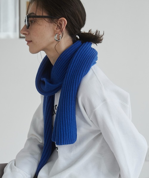 ANGIE(アンジー)の「リブニットマフラー(マフラー・レディース・ライトベージュ/イエロー/レッド/アイボリー/杢グレー/オレンジ/グリーン/ブラック/ブルー/グレイッシュベージュ/カーキ/ダークグレー/ロイヤルブルー・FREE)」の20枚目の写真