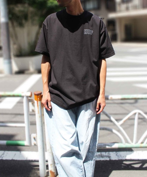 HUF(ハフ)の「【HUF】ハフ HUF SET H S/S TEE 半袖 ショートスリーブ Tシャツ TS01955(Tシャツ/カットソー・メンズ・ブラック/ホワイト/ホワイト×ブルー/グレイッシュブルー・XL/L/S/M)」の7枚目の写真