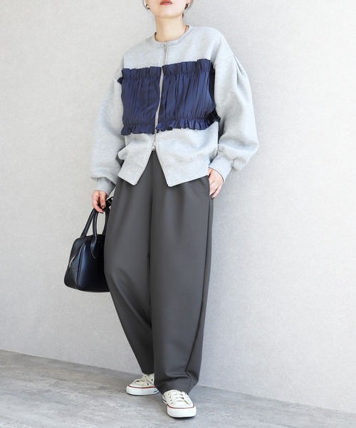 reca（レカ）の「【オン・オフ問わず着れる！】カーブタックパンツ（スラックス・レディース・ブラック/グレー/ダークブラウン/サンドベージュ/ブルー/イエロー/カーキ/グレイッシュベージュ/テラコッタ・M/MT/L）」の21枚目の写真