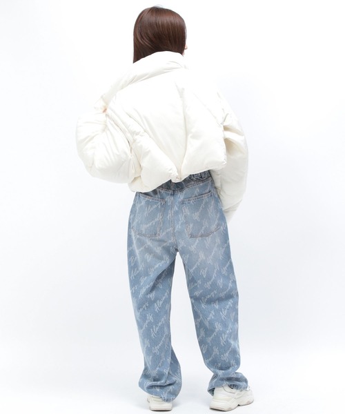 Anui(アニュイ)の「【UNISEX】ロゴブリーチデニム(デニムパンツ・レディース・ブラック/ブルー・S/M/L)」の17枚目の写真