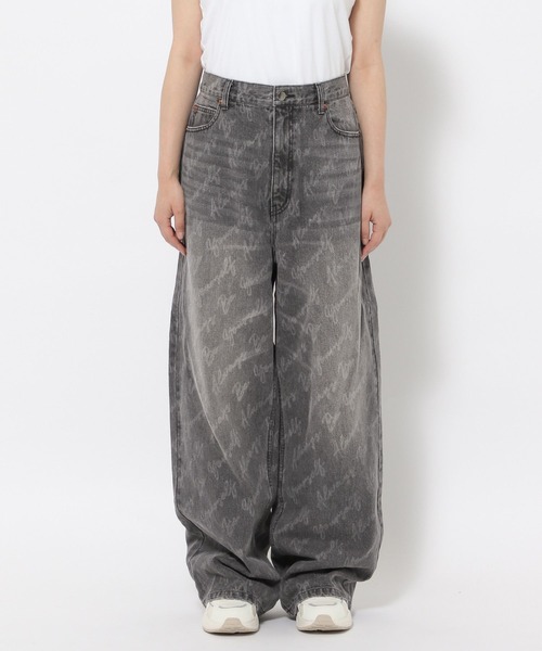 Anui(アニュイ)の「【UNISEX】ロゴブリーチデニム(デニムパンツ・レディース・ブラック/ブルー・S/M/L)」の14枚目の写真