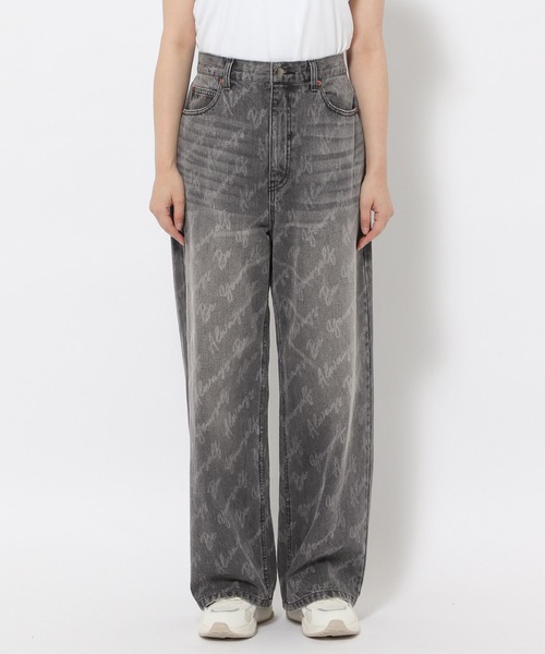 Anui(アニュイ)の「【UNISEX】ロゴブリーチデニム(デニムパンツ・レディース・ブラック/ブルー・S/M/L)」の3枚目の写真