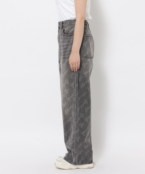 Anui(アニュイ)の「【UNISEX】ロゴブリーチデニム(デニムパンツ・レディース・ブラック/ブルー・S/M/L)」の4枚目の写真