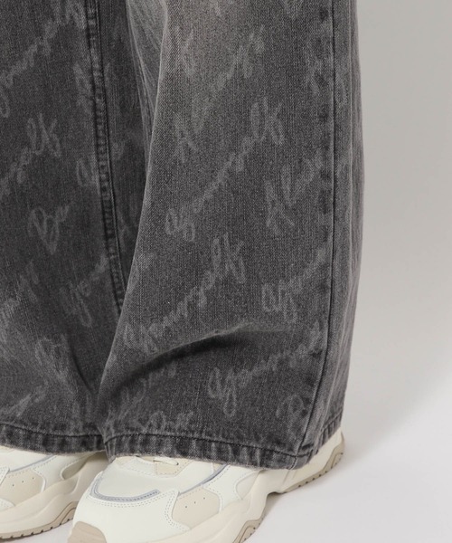 Anui(アニュイ)の「【UNISEX】ロゴブリーチデニム(デニムパンツ・レディース・ブラック/ブルー・S/M/L)」の10枚目の写真