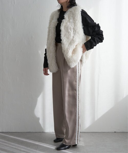 ファー　ベスト　ボリューム She's Closet ベスト ジレ ノーカラーボリュームプードルファー