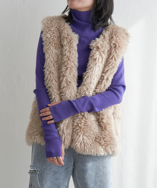 VENCEEXCHANGE（ヴァンスエクスチェンジ）の「ボリュームフェイクファーベスト（ベスト・レディース・ベージュ/ブラック/ブラウン/オフホワイト/ピンク系・M）」の4枚目の写真