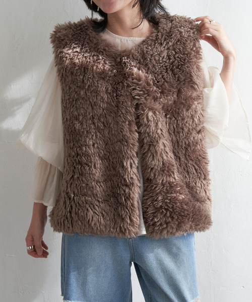 VENCEEXCHANGE（ヴァンスエクスチェンジ）の「ボリュームフェイクファーベスト（ベスト・レディース・ベージュ/ブラック/ブラウン/オフホワイト/ピンク系・M）」の8枚目の写真