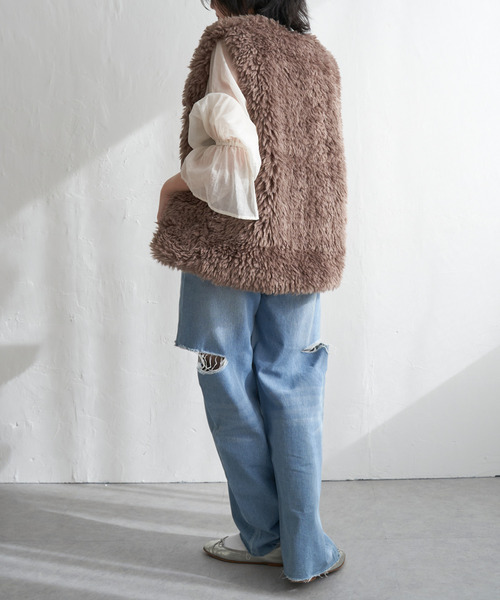 VENCEEXCHANGE（ヴァンスエクスチェンジ）の「ボリュームフェイクファーベスト（ベスト・レディース・ベージュ/ブラック/ブラウン/オフホワイト/ピンク系・M）」の11枚目の写真