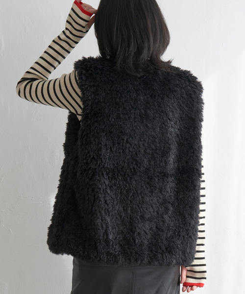 VENCEEXCHANGE（ヴァンスエクスチェンジ）の「ボリュームフェイクファーベスト（ベスト・レディース・ベージュ/ブラック/ブラウン/オフホワイト/ピンク系・M）」の19枚目の写真