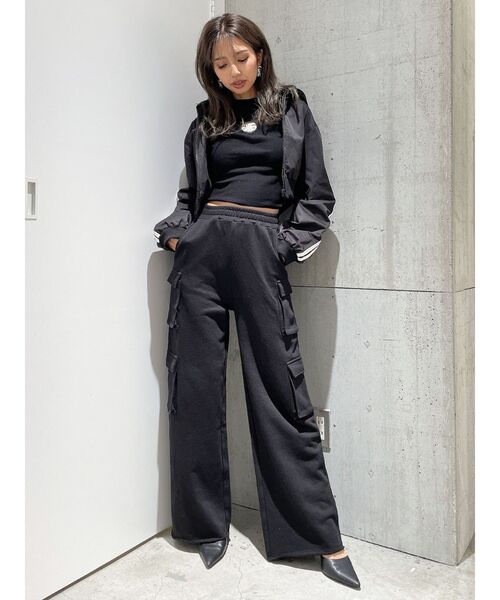 GYDA（ジェイダ）の「スウェットカーゴワイドパンツ（カーゴパンツ・レディース・ライトグレー/ブラック・FREE）」の12枚目の写真