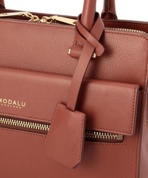 ODETTE E ODILE(オデットエオディール)の「モダルー/MODALU Erin BAG(ショルダーバッグ・レディース・ブラック/ブラウン/ネイビー・フリー)」の8枚目の写真