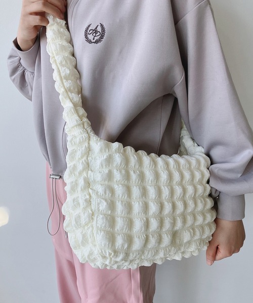 AS KNOW AS plus（アズノゥアズプラス）の「ぽこぽこポップコーンショルダーバッグ（ショルダーバッグ・レディース・アイボリー/ミント/ブラック・FREE）」の2枚目の写真