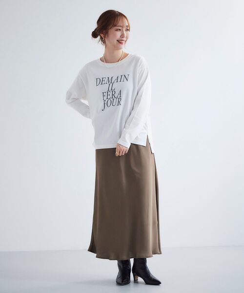 le.coeur blanc（ルクールブラン）の「サテンナロースカート（スカート・レディース・カーキブラウン/ブラック/ライトグレー・38）」の10枚目の写真