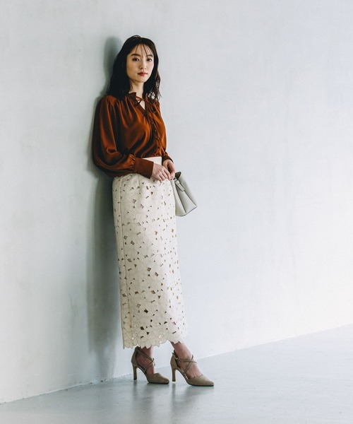 Andemiu(アンデミュウ)の「シシュウレースIラインスカート 102214(スカート・レディース・ミント/ネイビー/ホワイト・MEDIUM/SMALL)」の5枚目の写真