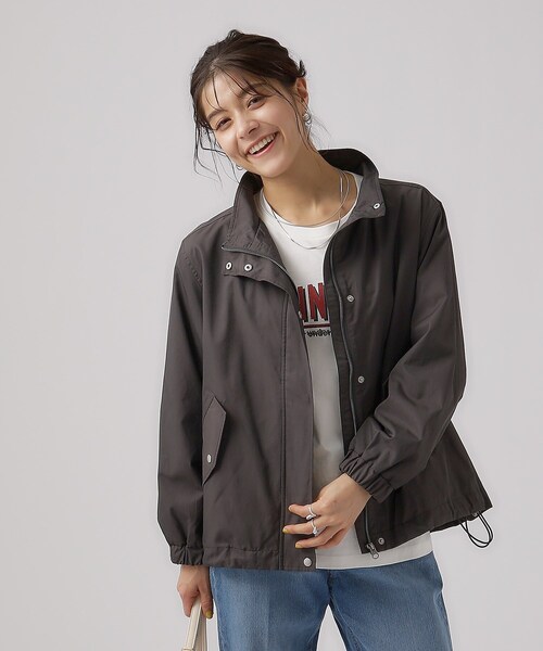 SHOO・LA・RUE（シューラルー）の「◆【撥水】スタンドカラーブルゾン（ブルゾン・レディース・ダークグレー/カーキ/ベージュ・02/04/03）」の19枚目の写真