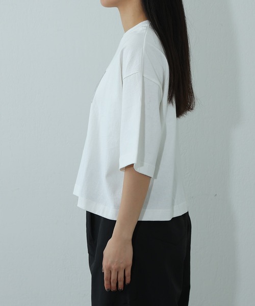 COLONY 2139（コロニートゥーワンスリーナイン）の「【新色追加】12/天竺箔プリントTシャツ（Tシャツ/カットソー・レディース・ホワイト/ブラック/チャコールグレー・FREE）」の12枚目の写真