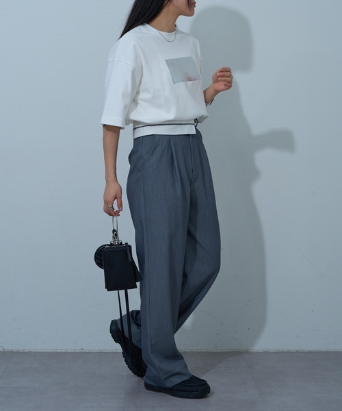 COLONY 2139（コロニートゥーワンスリーナイン）の「【新色追加】12/天竺箔プリントTシャツ（Tシャツ/カットソー・レディース・ホワイト/ブラック/チャコールグレー・FREE）」の20枚目の写真