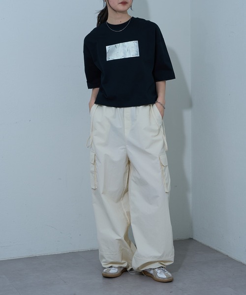 COLONY 2139（コロニートゥーワンスリーナイン）の「【新色追加】12/天竺箔プリントTシャツ（Tシャツ/カットソー・レディース・ホワイト/ブラック/チャコールグレー・FREE）」の7枚目の写真