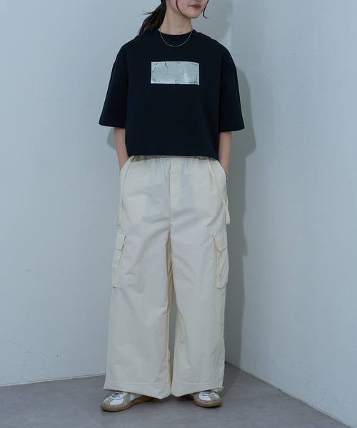 COLONY 2139（コロニートゥーワンスリーナイン）の「【新色追加】12/天竺箔プリントTシャツ（Tシャツ/カットソー・レディース・ホワイト/ブラック/チャコールグレー・FREE）」の10枚目の写真