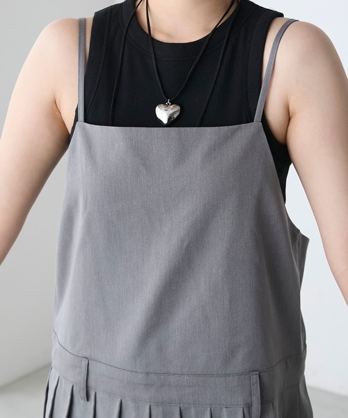 forksy.(フォルクシー)の「【forksy.】バックレスプリーツストラップワンピース(ワンピース・レディース・杢グレー/ブラック・FREE)」の8枚目の写真