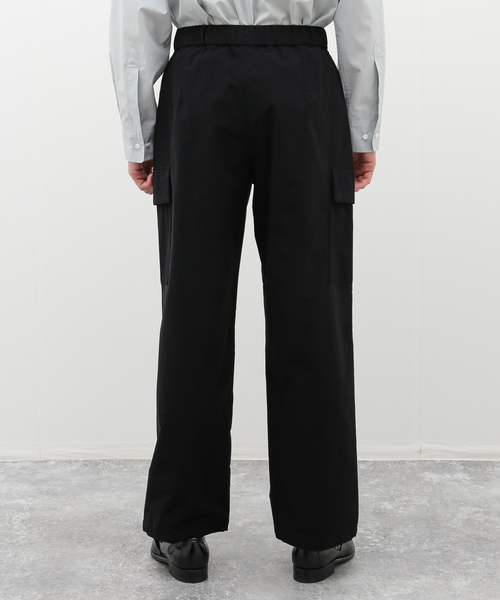 ATON(エイトン)の「【ATON / エイトン】STRETCH WOOLY NYLON PARACHUTE CARGO(カーゴパンツ・メンズ・ブラック・4/6)」の5枚目の写真