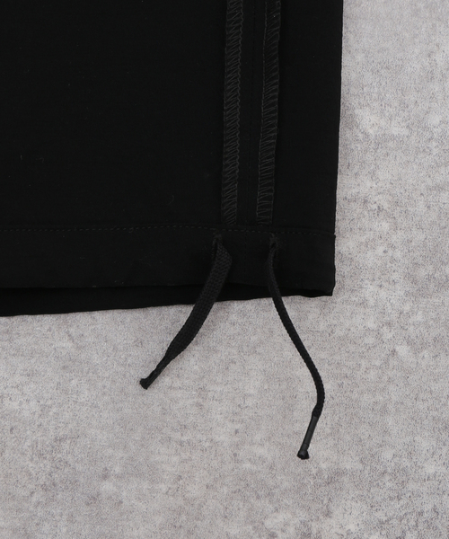 ATON(エイトン)の「【ATON / エイトン】STRETCH WOOLY NYLON PARACHUTE CARGO(カーゴパンツ・メンズ・ブラック・4/6)」の15枚目の写真