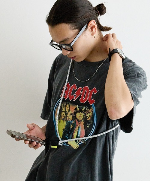 WEEKEND(ER)（ウィークエンダー）の「【WEEKEND(ER)&CO./ウィークエンダー】別注ロープスマホショルダーストラップ（スマホグッズ・メンズ・ブラック/その他17/イエロー系その他/キャメル/シルバー/ブラウン/レッド/パープル・FREE）」の7枚目の写真