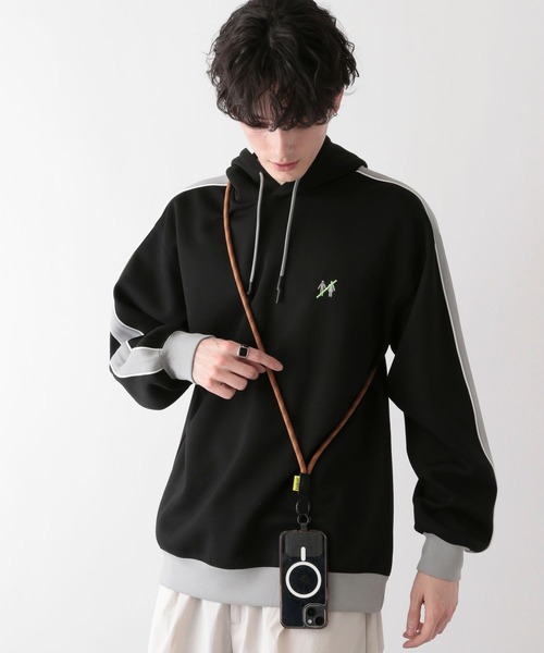 WEEKEND(ER)（ウィークエンダー）の「【WEEKEND(ER)&CO./ウィークエンダー】別注ロープスマホショルダーストラップ（スマホグッズ・メンズ・ブラック/その他17/イエロー系その他/キャメル/シルバー/ブラウン/レッド/パープル・FREE）」の15枚目の写真