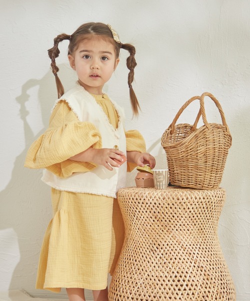sea and shells by pairmanon（シーアンドシェルズバイペアマノン）の「【sea and shells by pairmanon】ボリュームスリーブ ワンピース（その他ベビーウェア・キッズ・ベージュ/イエロー/アイボリー・110/100/90/80）」の12枚目の写真