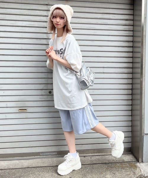 DARRDY(ダーディー)の「【DARRDY/ダーディー】シルバーライン配色ジャージハーフパンツ / セットアップ対応(その他パンツ・レディース・ブラック/グレー/サックスブルー・ONESIZE)」の18枚目の写真