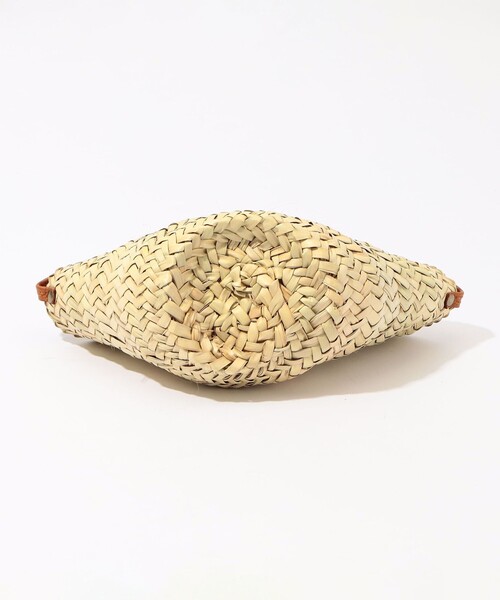 KECH LeS ESSENTIELS（ケッシュルエッセンシャル）の「KECH LES ESSENTIELS ラフィア ミニショルダーバッグ（かごバッグ・レディース・ブラック/キャメル・FREE）」の6枚目の写真